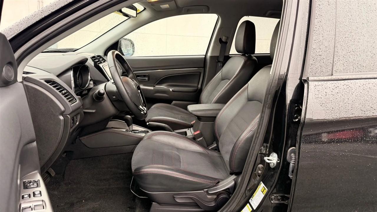 Mitsubishi Outlander Sport 2.0 ES 4WD 2024