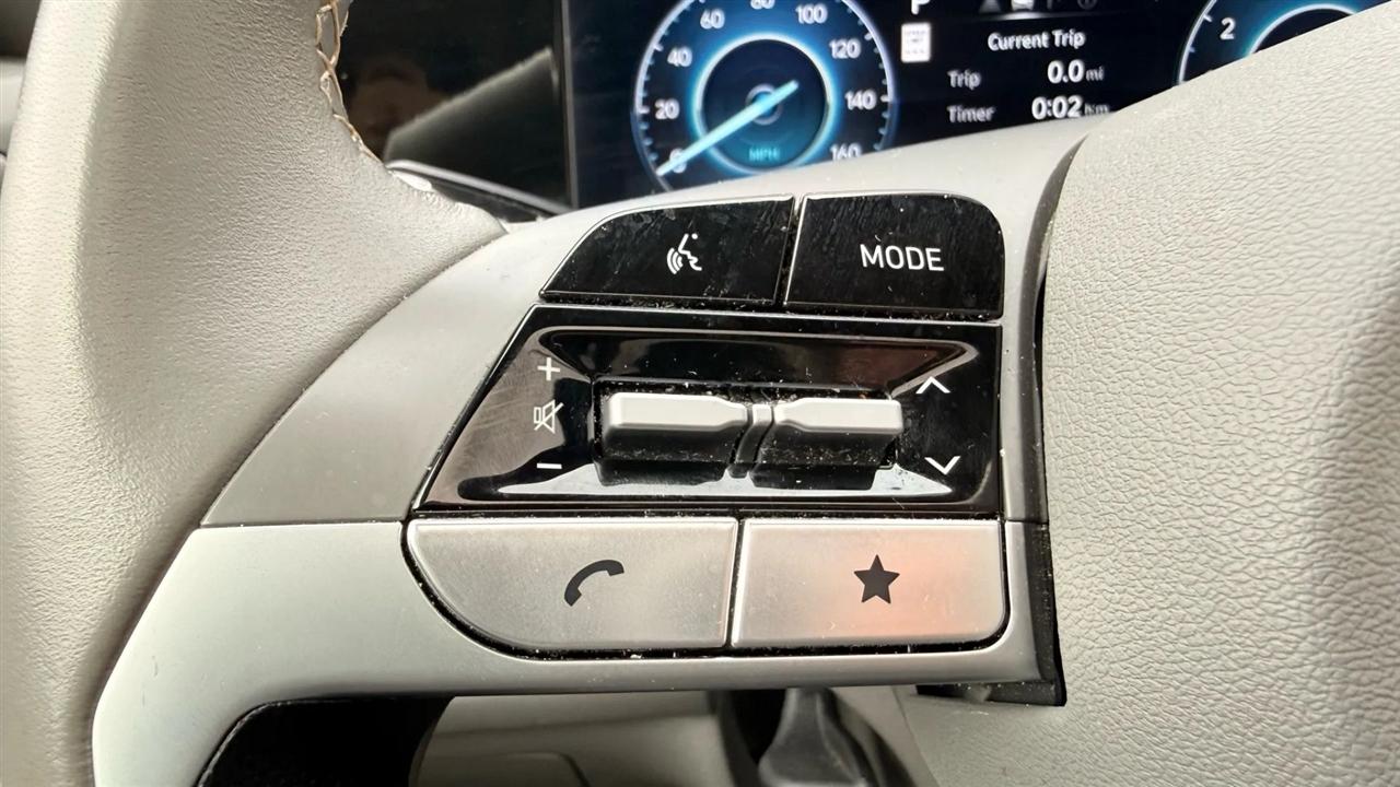 Hyundai Elantra SEL Convenience 2025