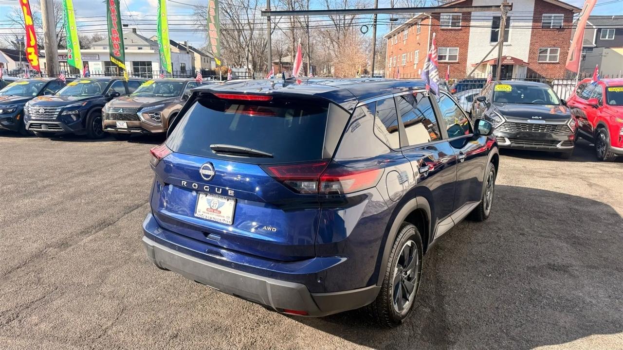 Nissan Rogue SV AWD 2025