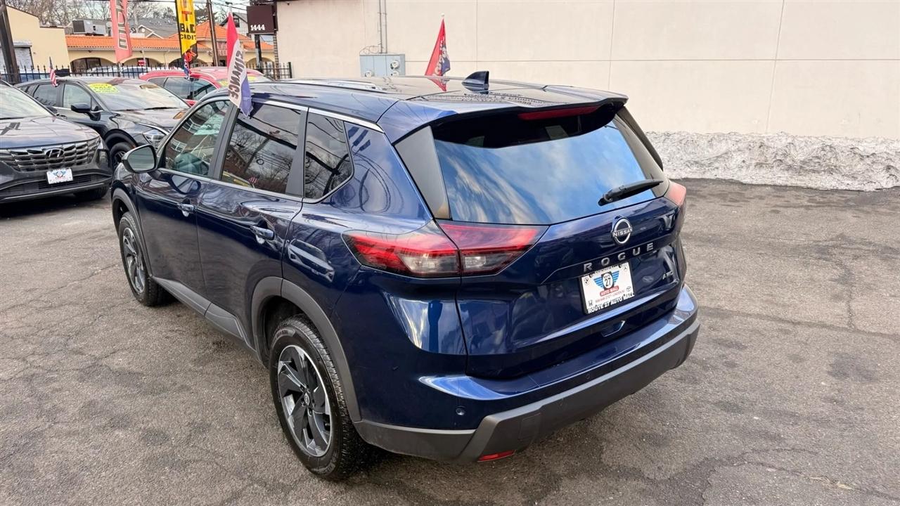Nissan Rogue SV AWD 2025