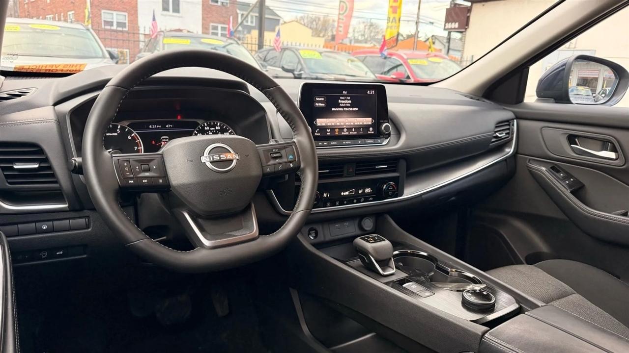 Nissan Rogue SV AWD 2025