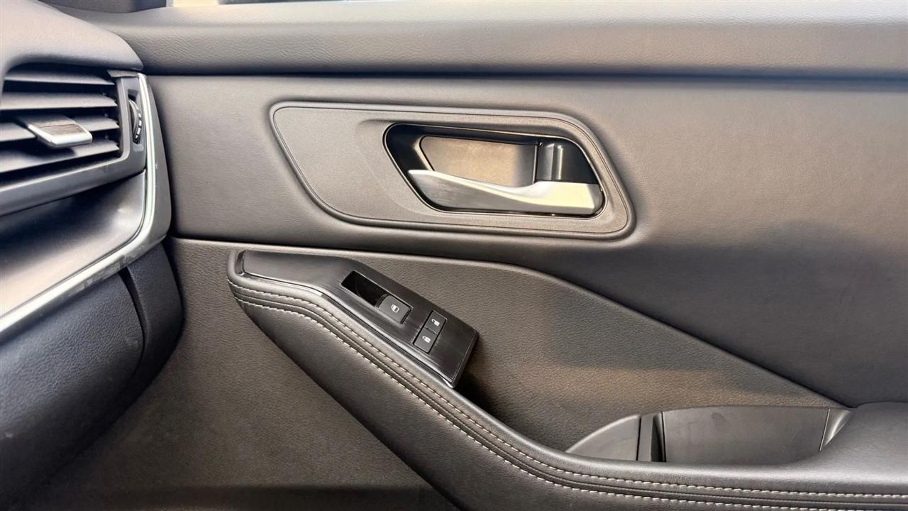 Nissan Rogue SV AWD 2025