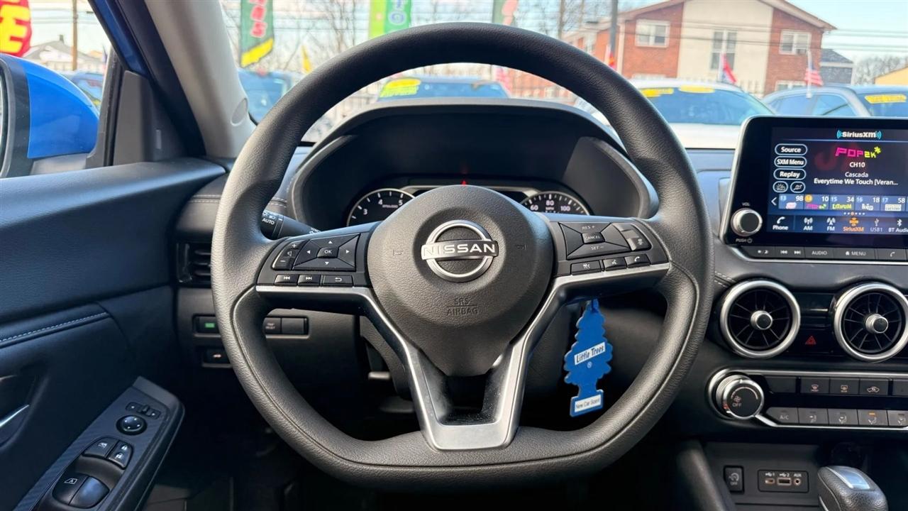 Nissan Sentra SV 2025