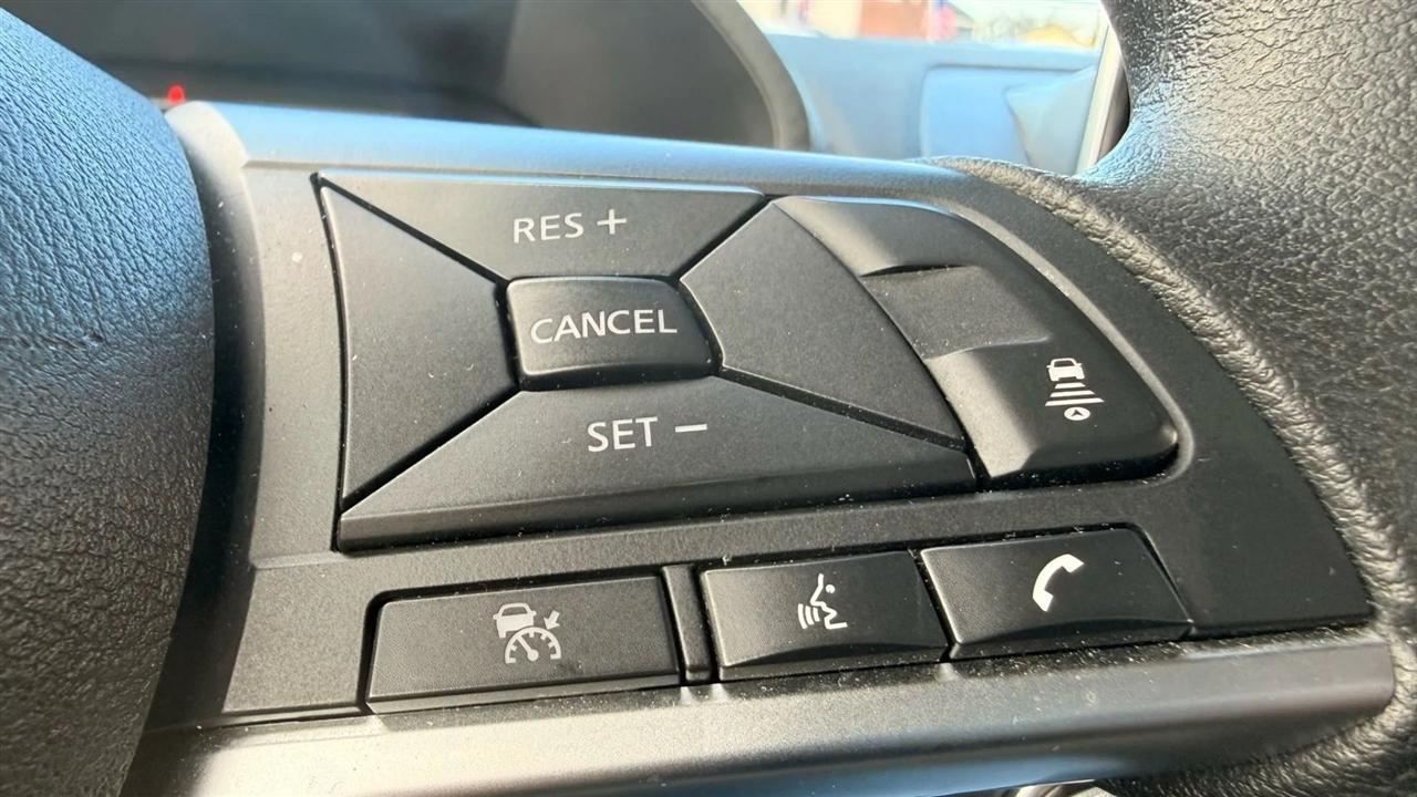 Nissan Sentra SV 2025