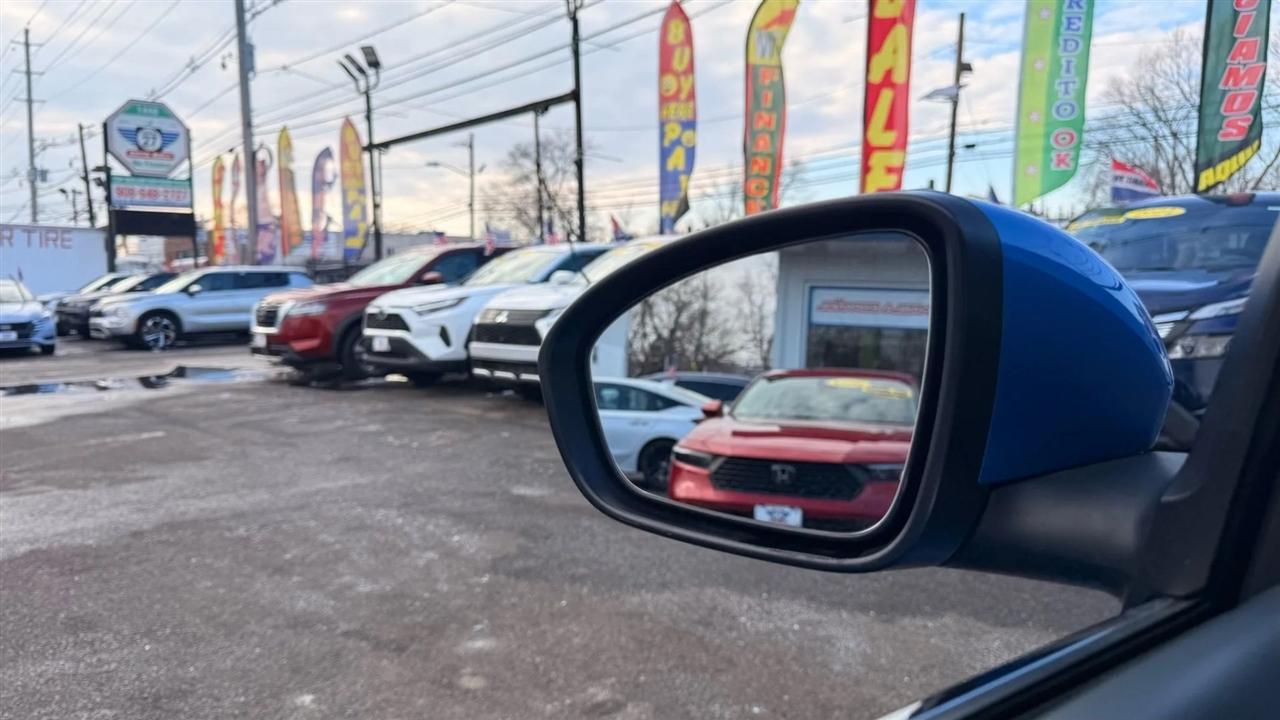 Nissan Sentra SV 2025