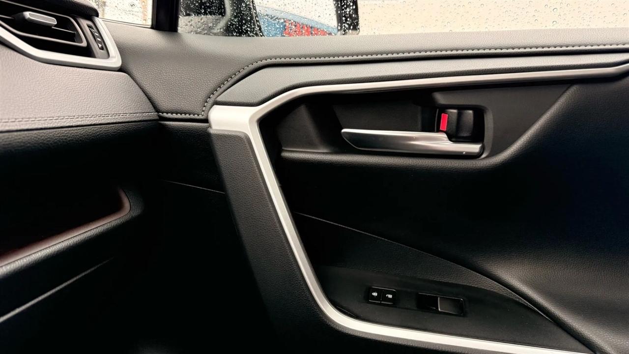 Toyota RAV4 Limited 2019