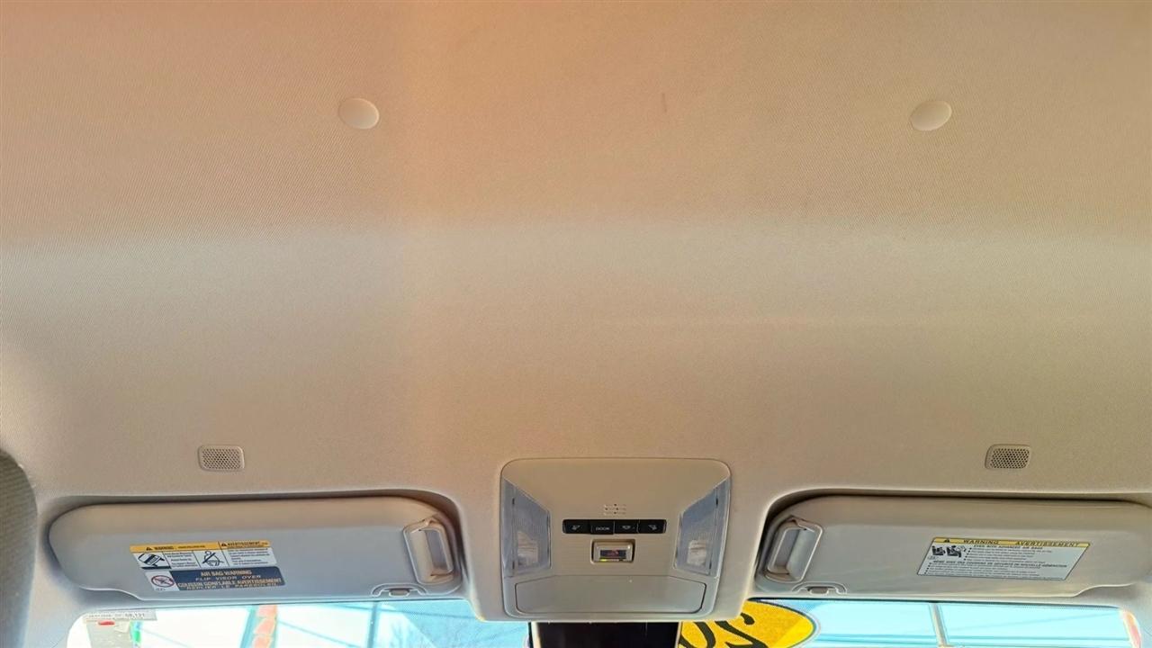 Toyota RAV4 XLE 2024