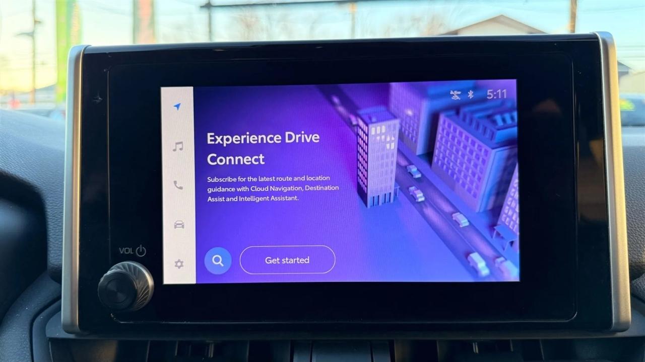 Toyota RAV4 XLE 2024