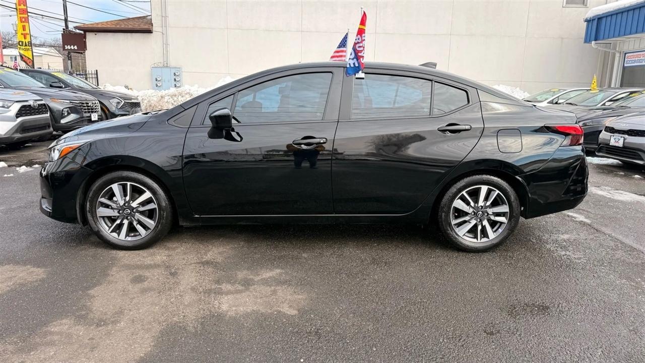 Nissan Versa SV 2023