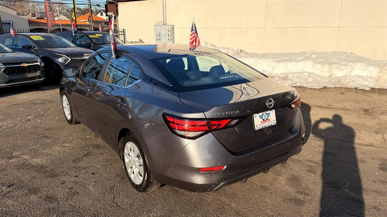 Nissan Sentra S 2025