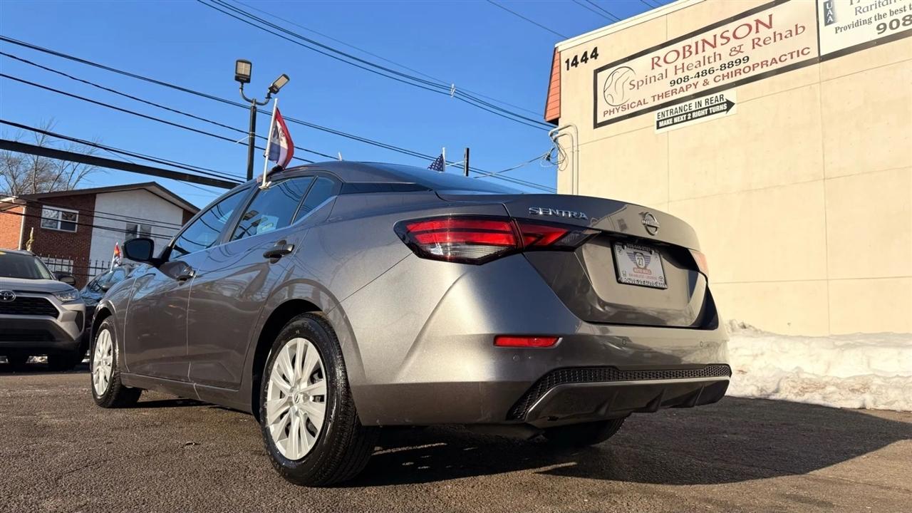 Nissan Sentra S 2025