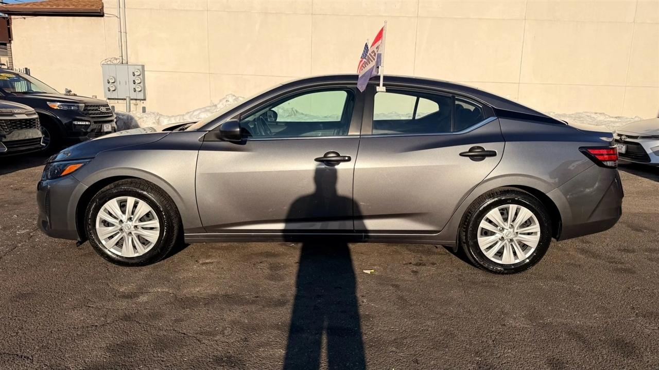 Nissan Sentra S 2025