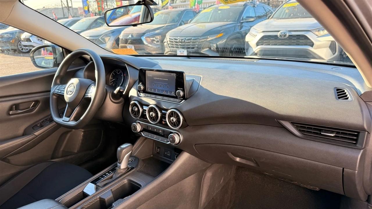 Nissan Sentra S 2025
