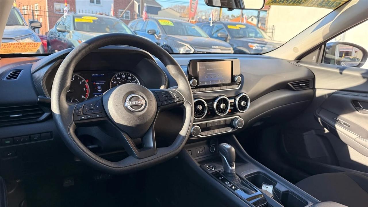 Nissan Sentra S 2025