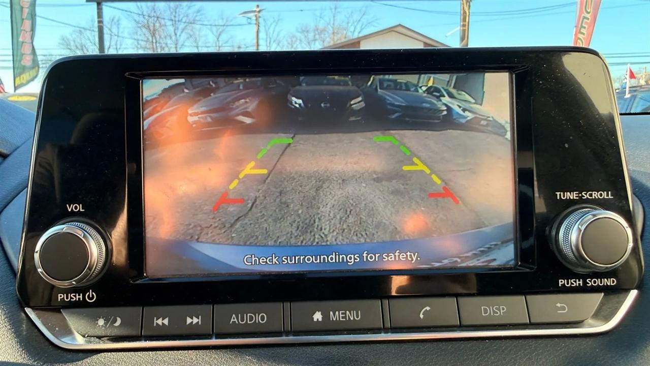 Nissan Sentra S 2025