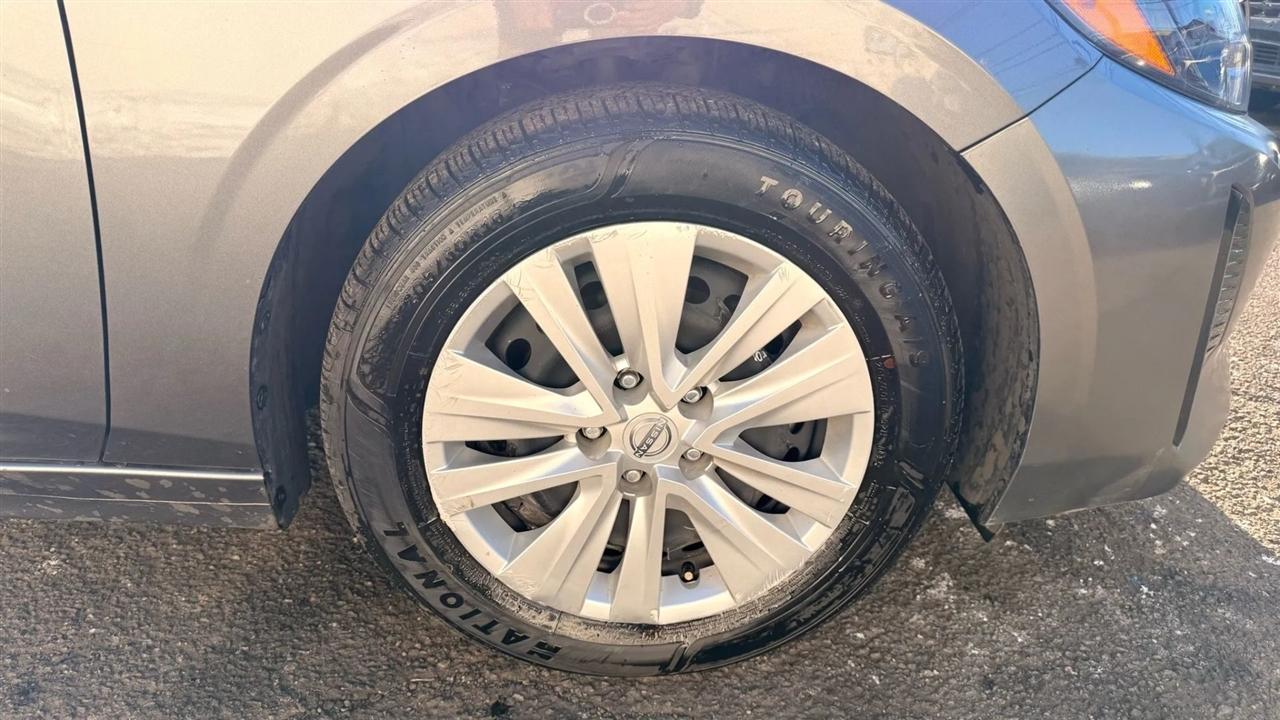 Nissan Sentra S 2025