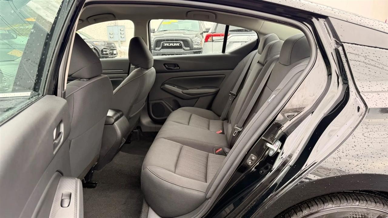 Nissan Altima 2.5 SV 2025