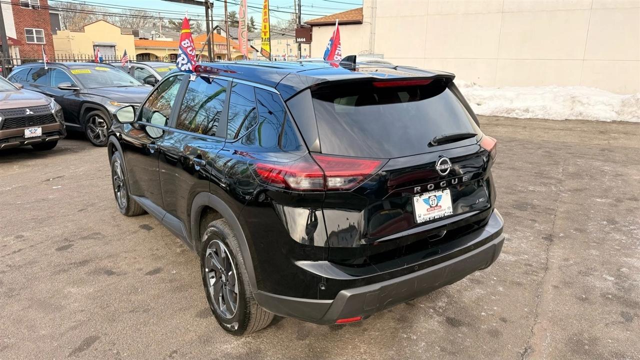 Nissan Rogue SV AWD 2025