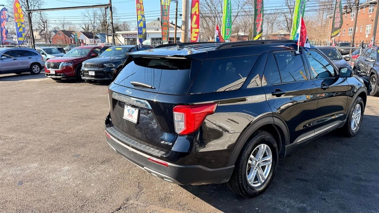 Ford Explorer XLT AWD 2024