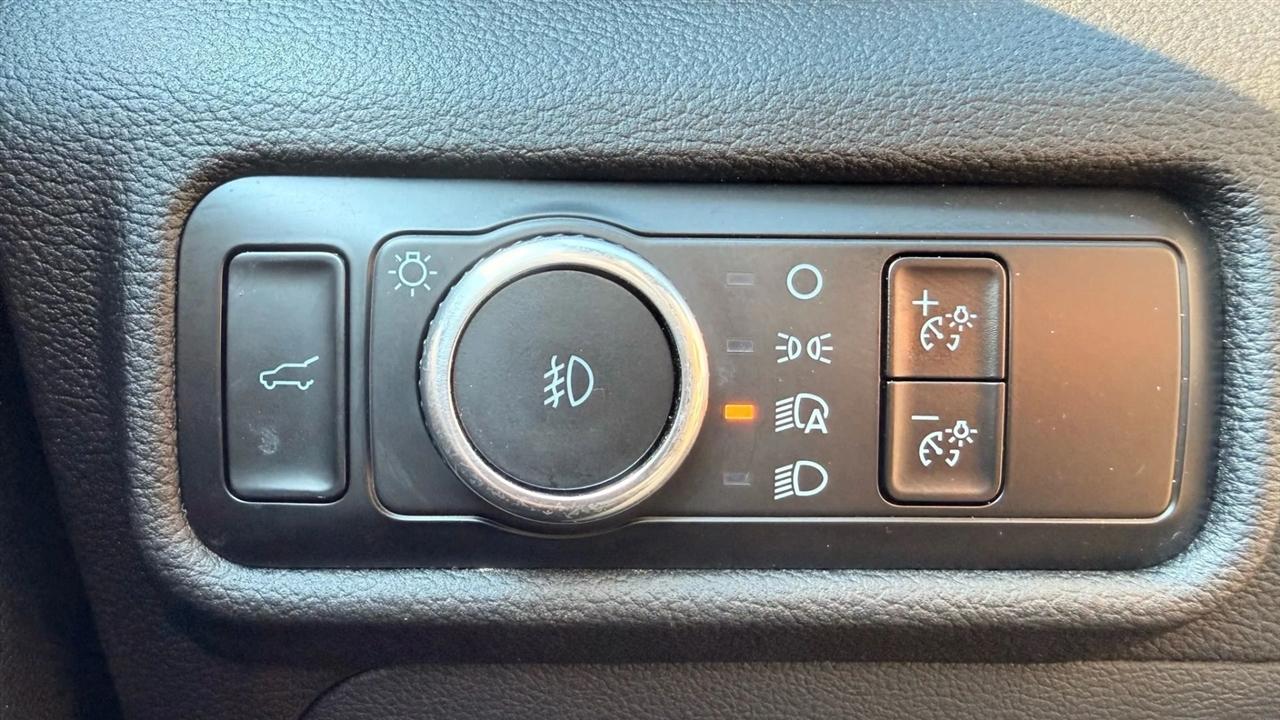 Ford Explorer XLT AWD 2024