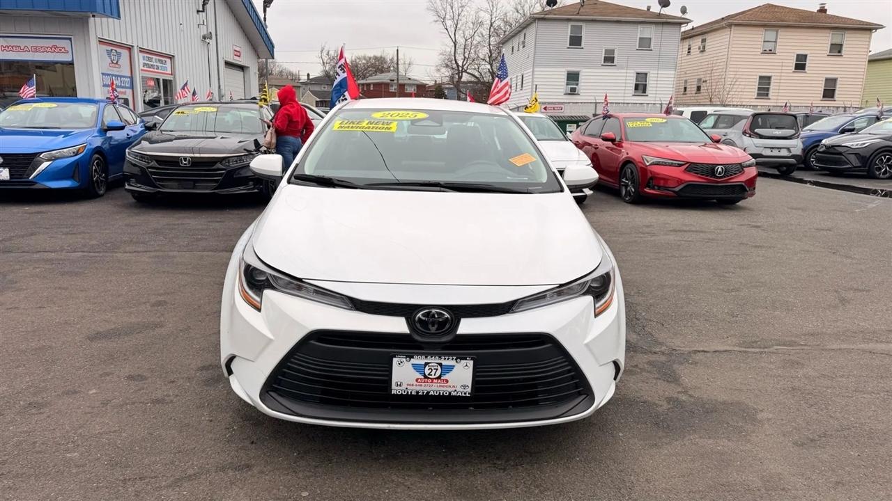 Toyota Corolla LE 2025