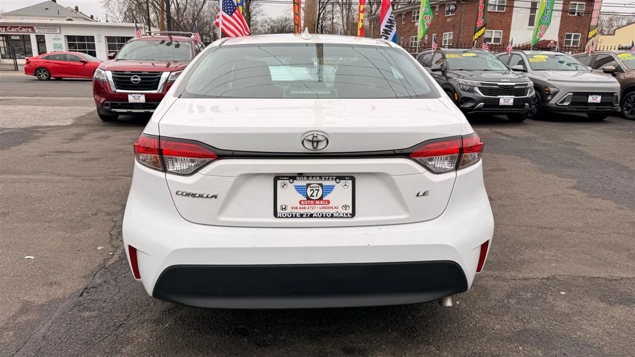 Toyota Corolla LE 2025