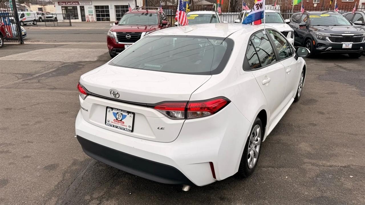 Toyota Corolla LE 2025