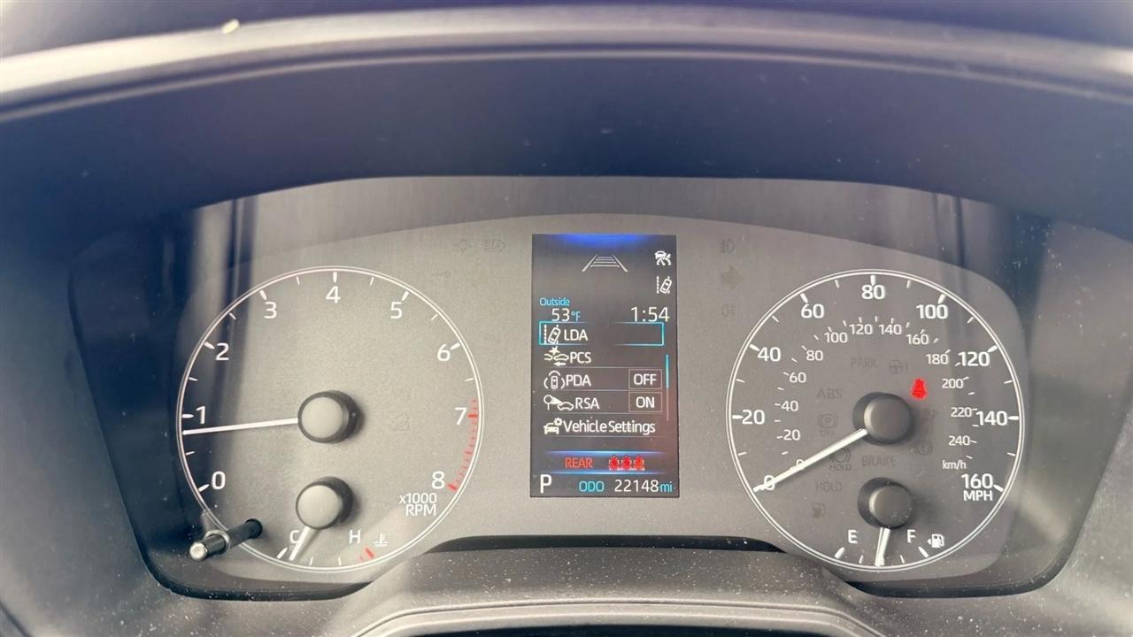 Toyota Corolla LE 2025