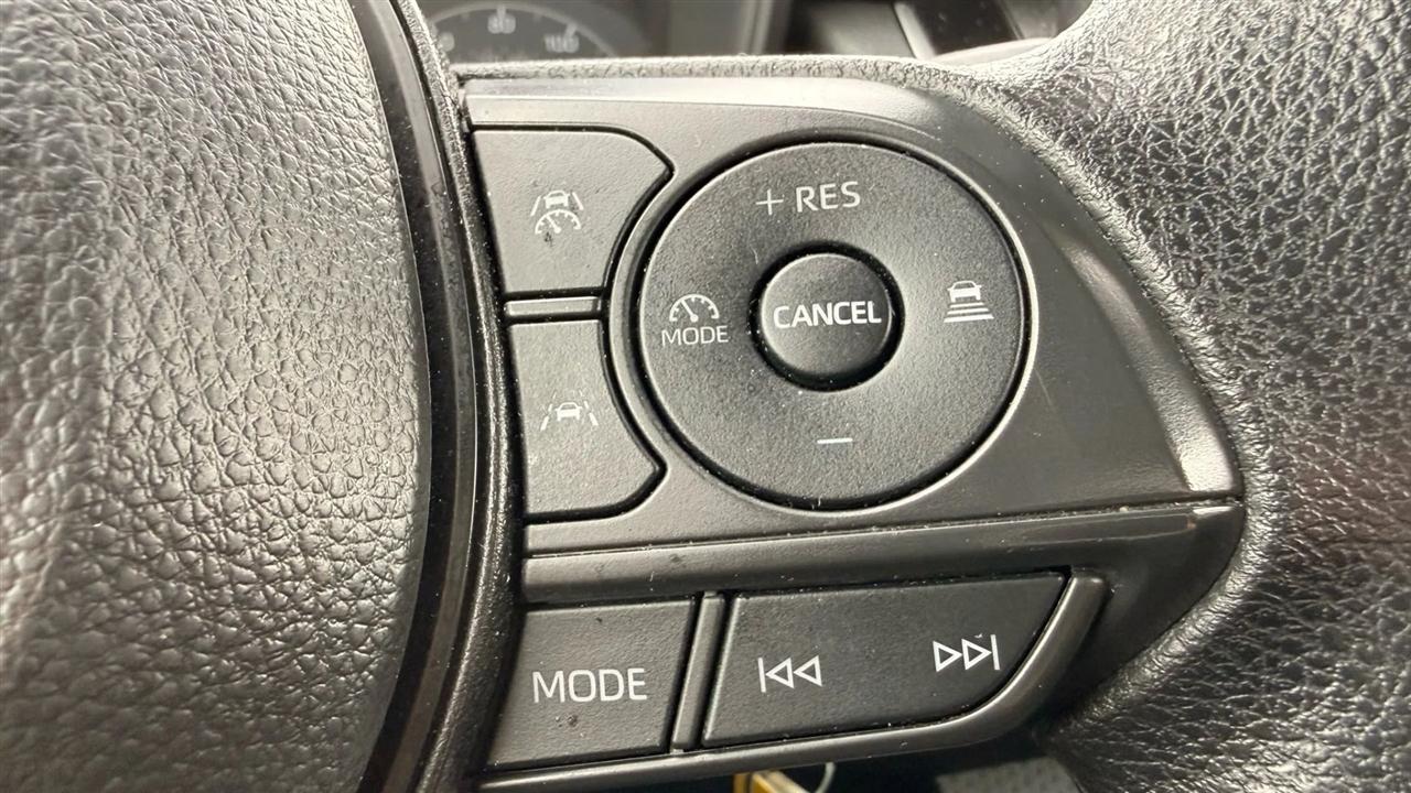 Toyota Corolla LE 2025