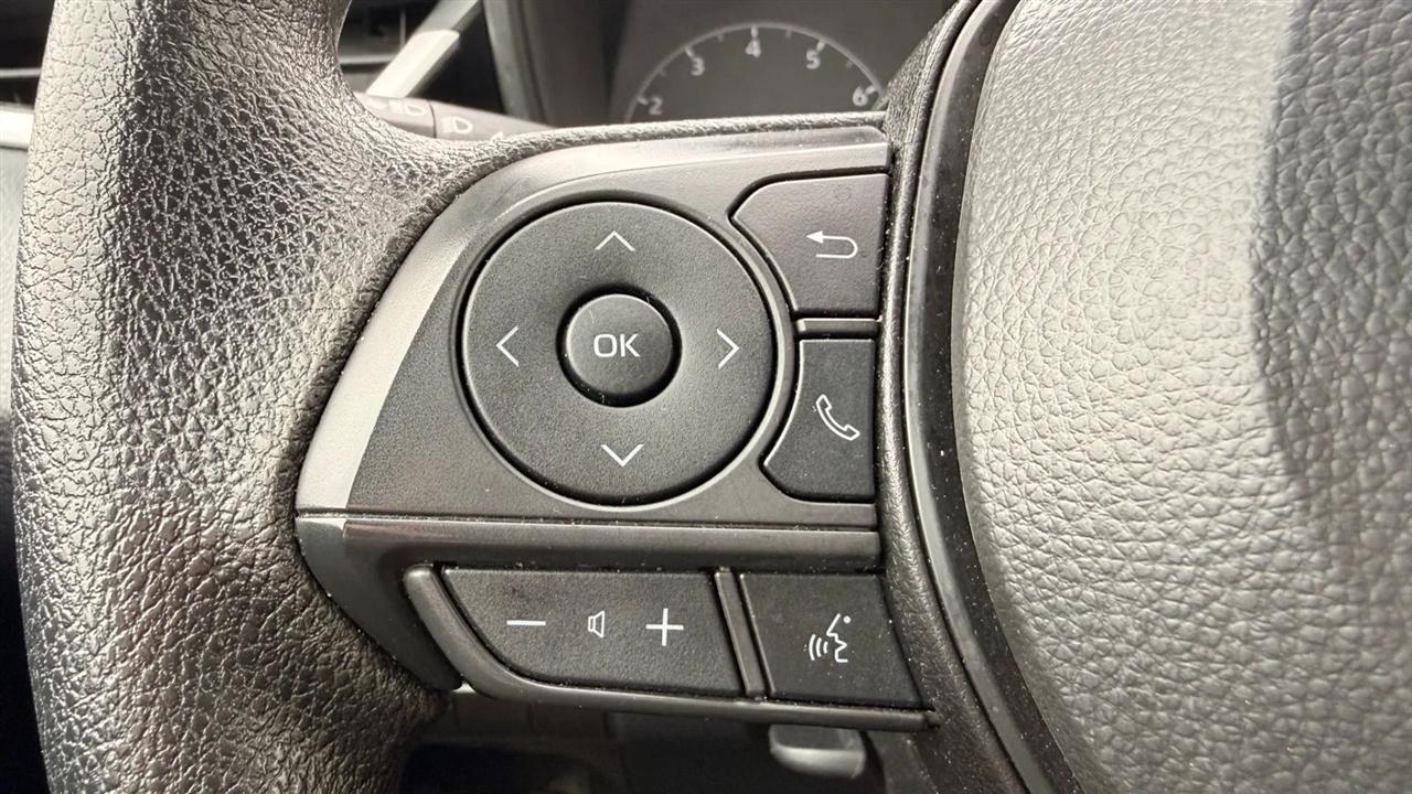 Toyota Corolla LE 2025