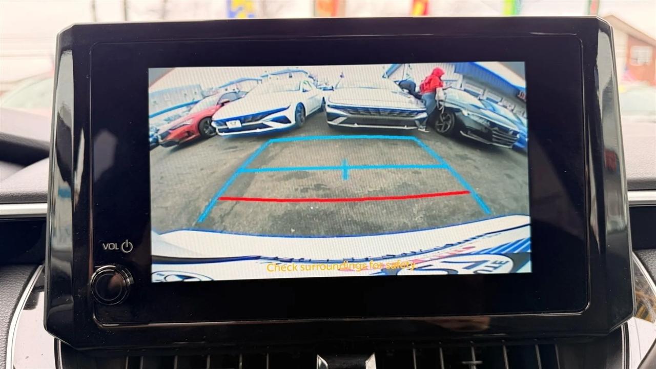 Toyota Corolla LE 2025