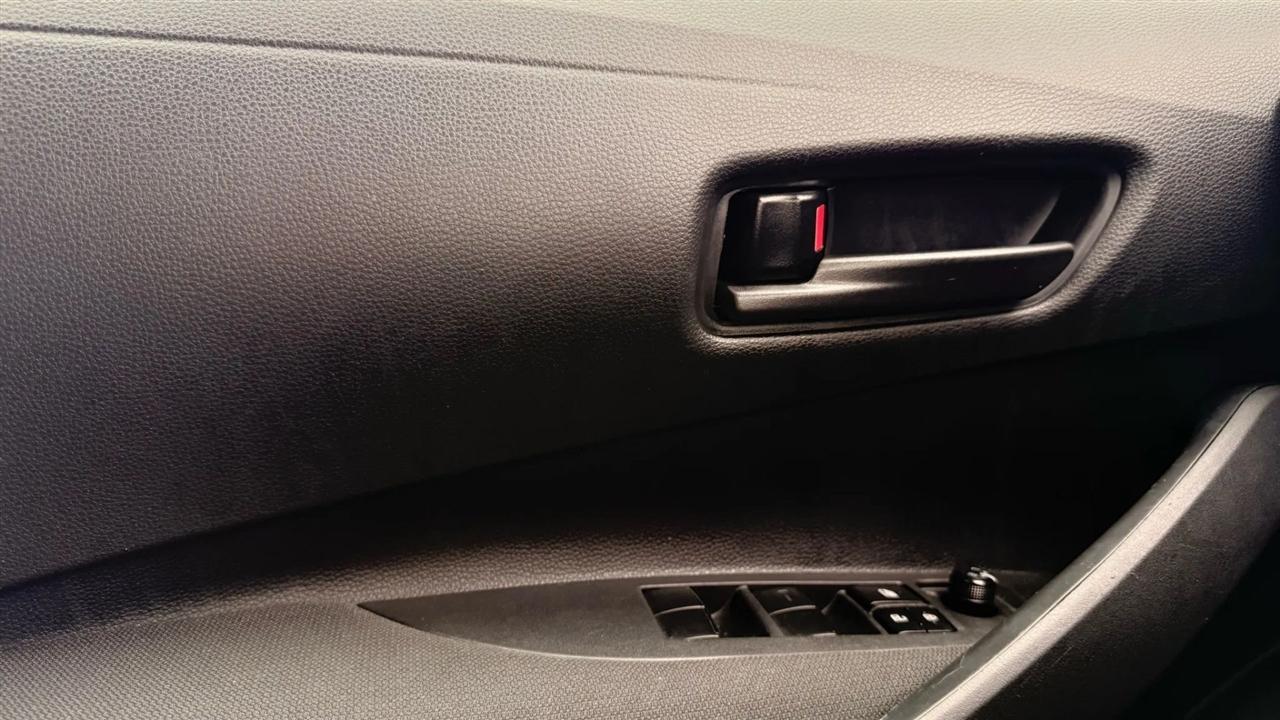 Toyota Corolla LE 2025