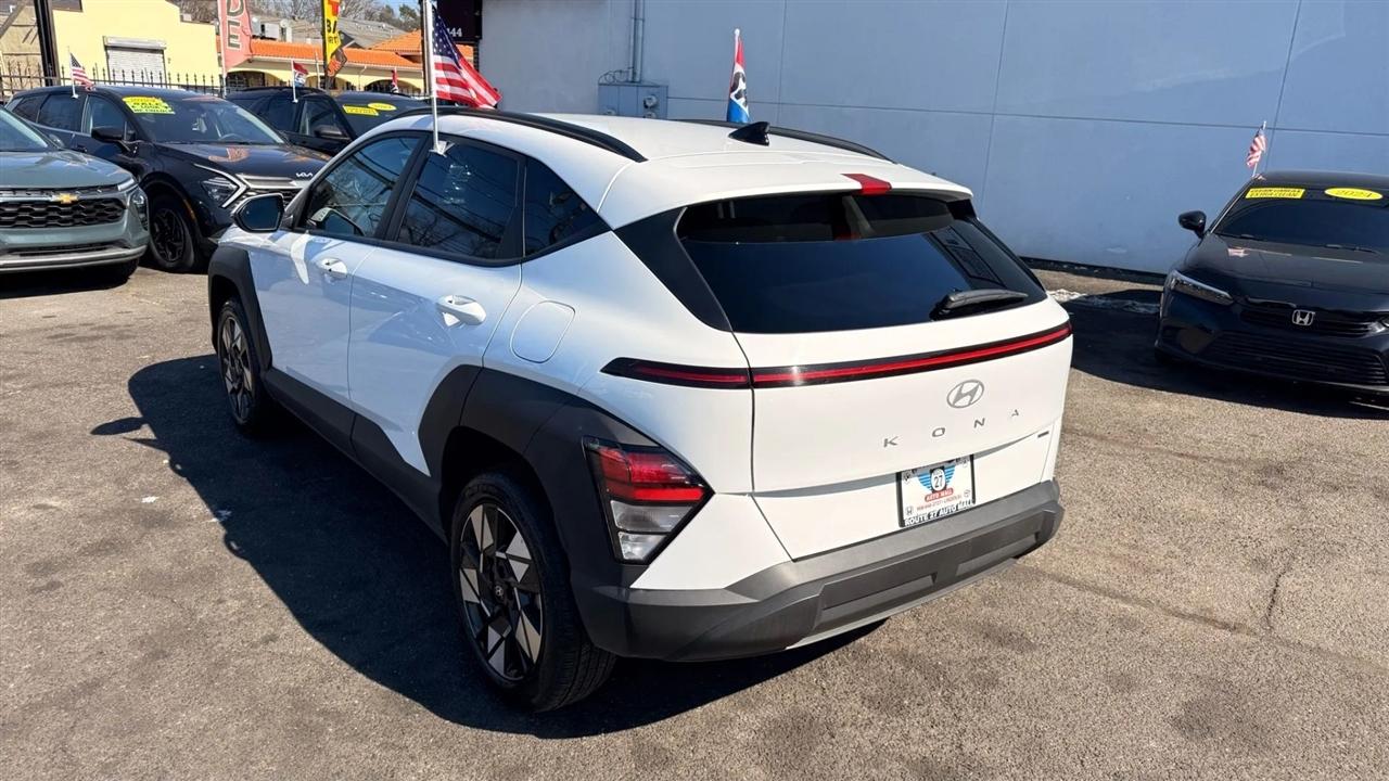Hyundai Kona SEL AWD 2025