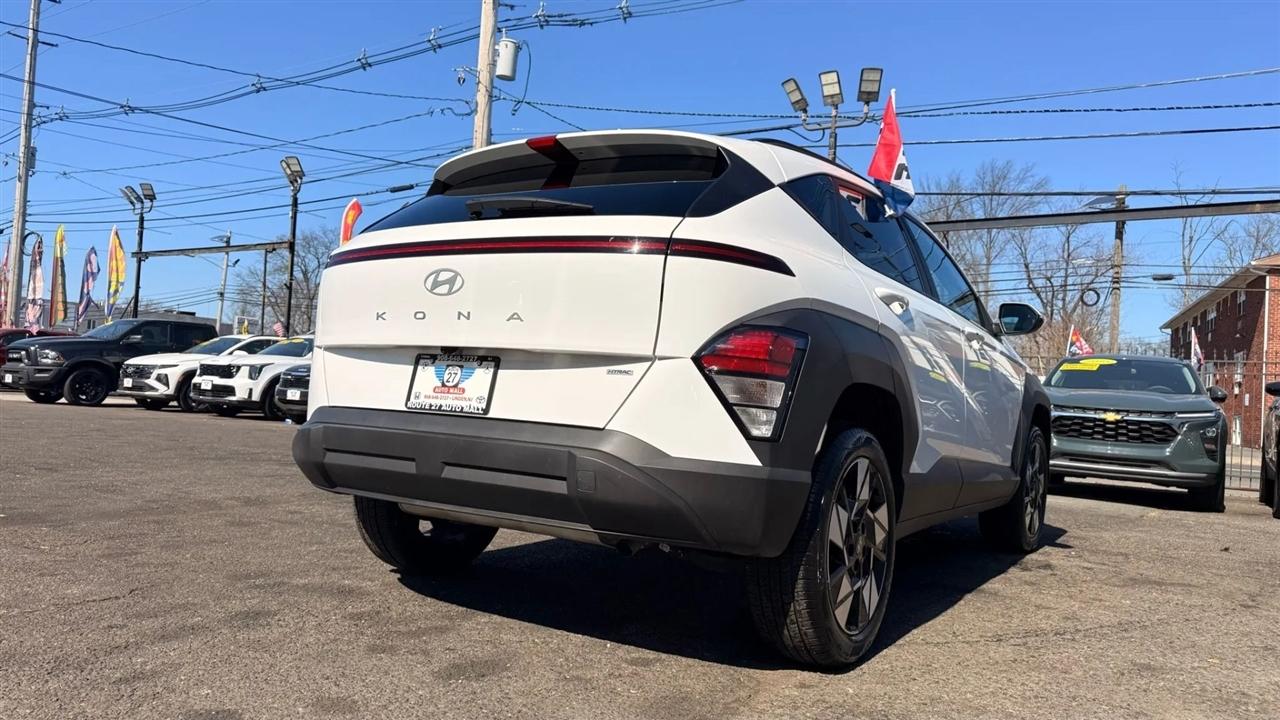 Hyundai Kona SEL AWD 2025