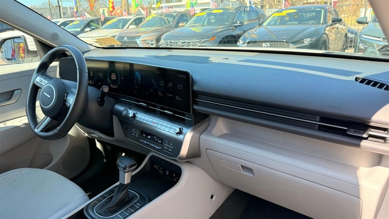 Hyundai Kona SEL AWD 2025