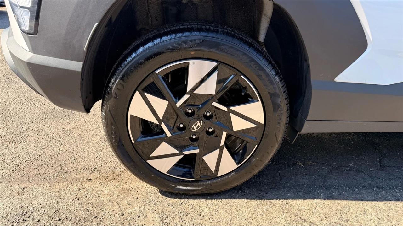 Hyundai Kona SEL AWD 2025