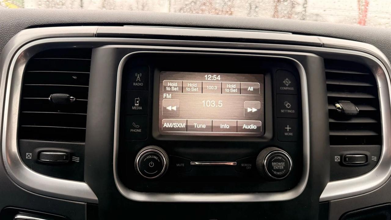 RAM 1500 Classic Tradesman Crew Cab SWB 4WD 2024