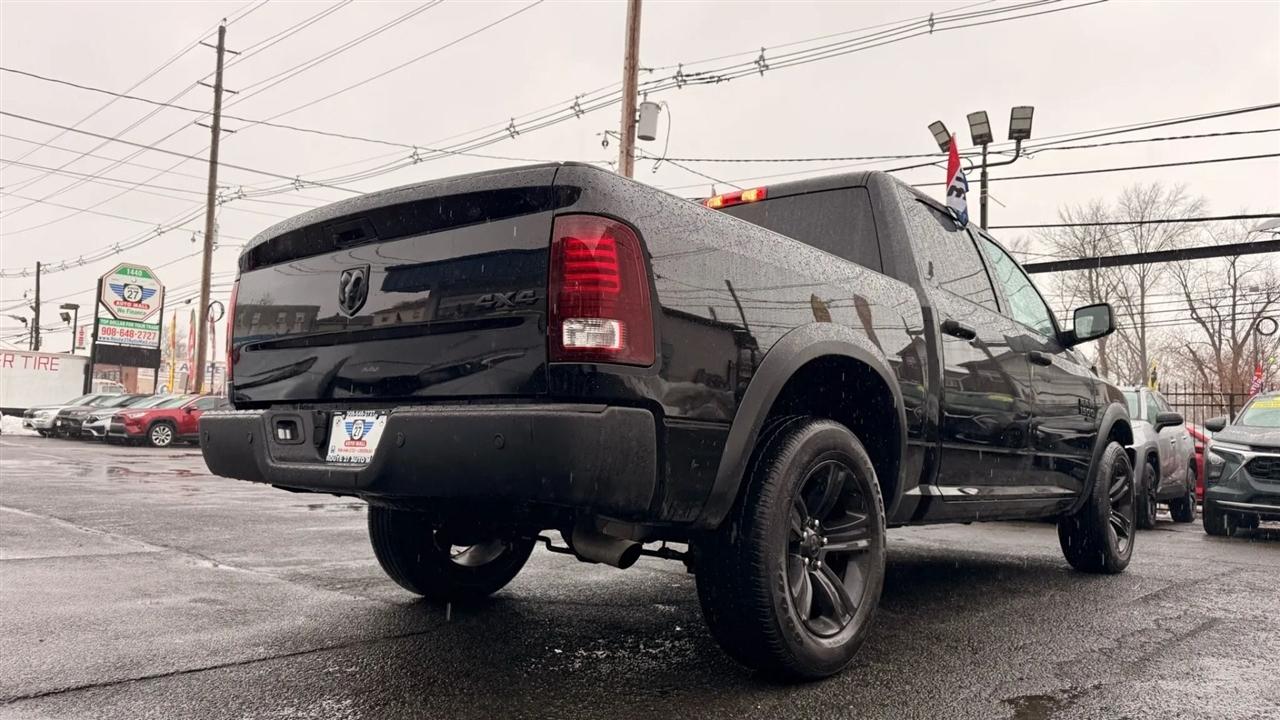 RAM 1500 Classic Tradesman Crew Cab SWB 4WD 2024