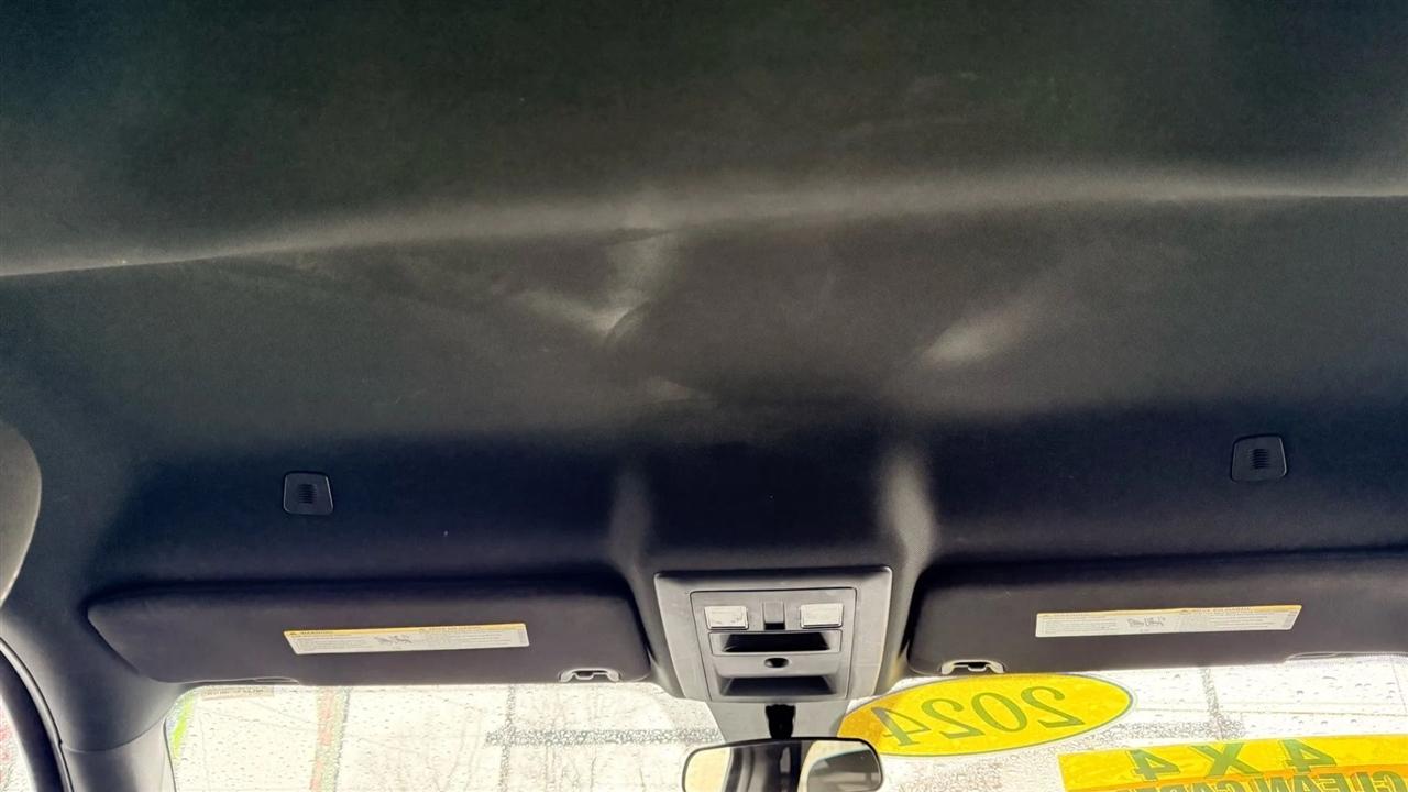 RAM 1500 Classic Tradesman Crew Cab SWB 4WD 2024