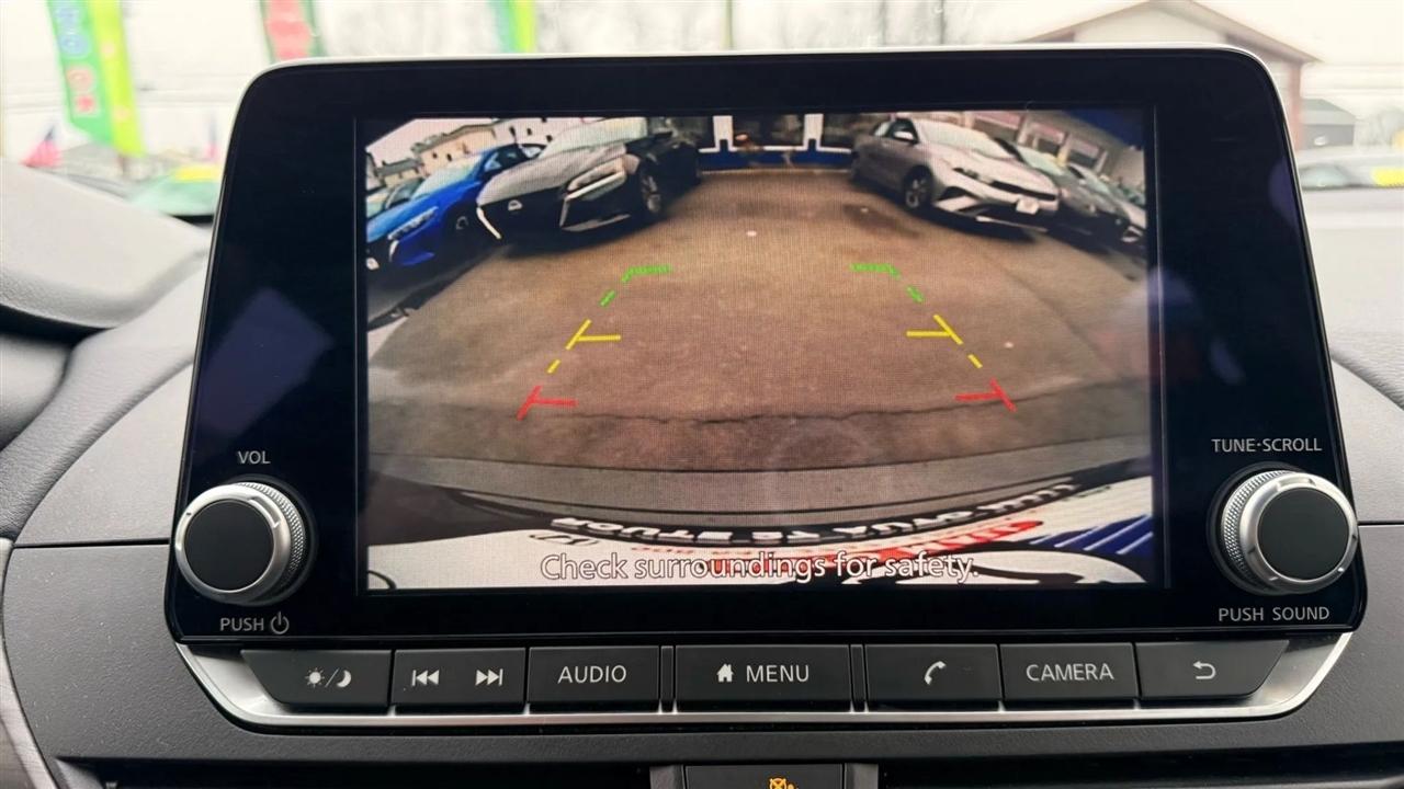 Nissan Altima 2.5 SV 2025