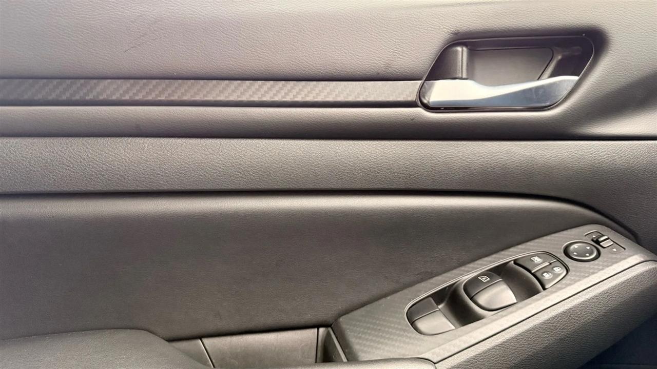 Nissan Altima 2.5 SV 2025