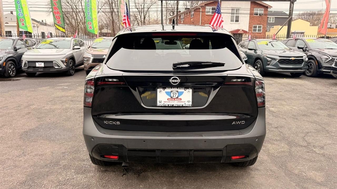Nissan Kicks SV 4WD 2025