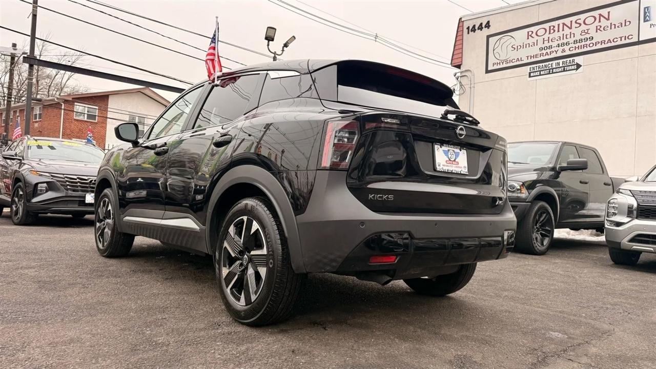 Nissan Kicks SV 4WD 2025