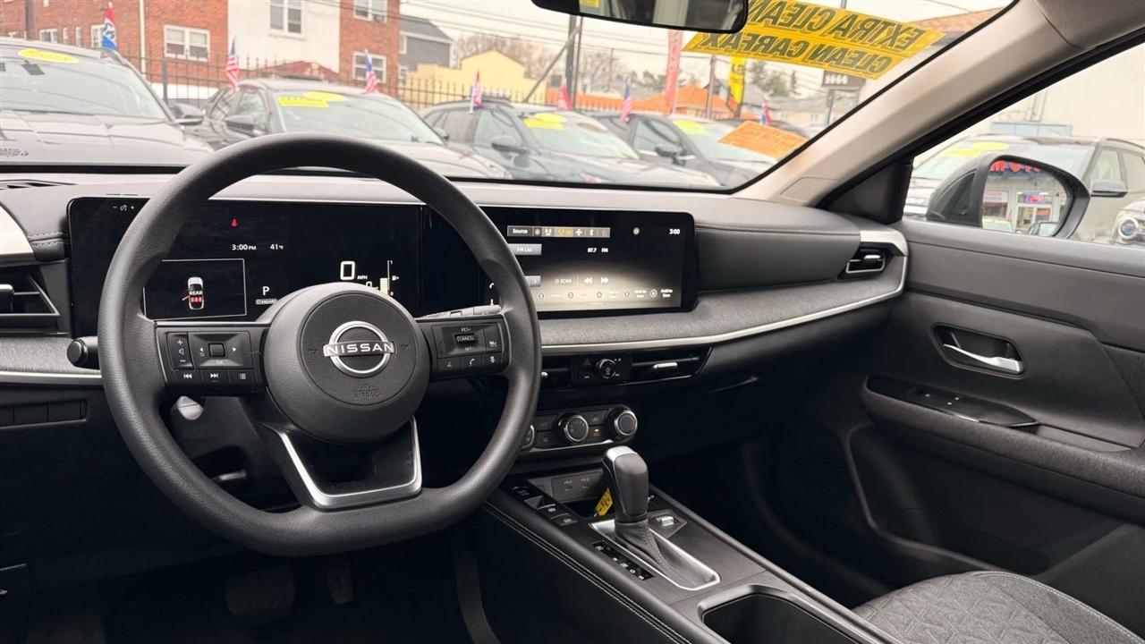 Nissan Kicks SV 4WD 2025