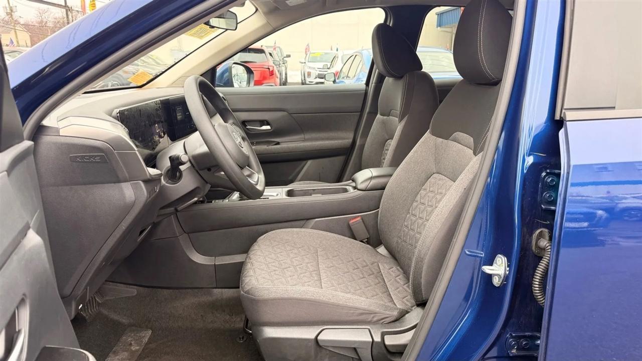 Nissan Kicks SV 2025