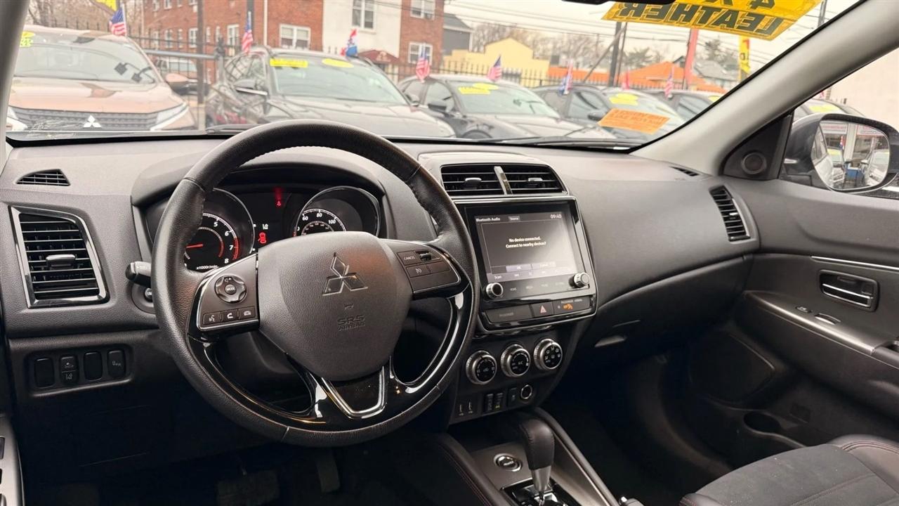 Mitsubishi Outlander Sport 2.0 ES 4WD 2024