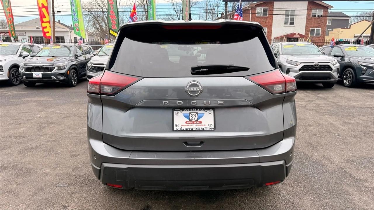 Nissan Rogue S 2024