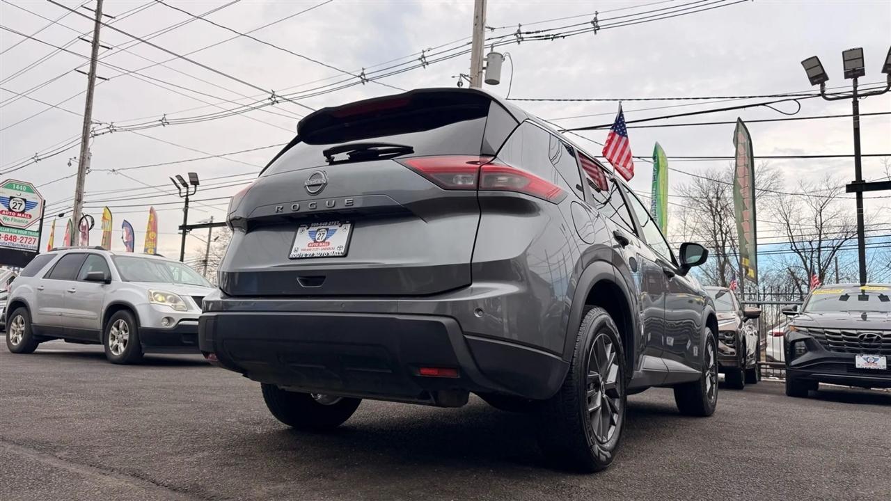 Nissan Rogue S 2024