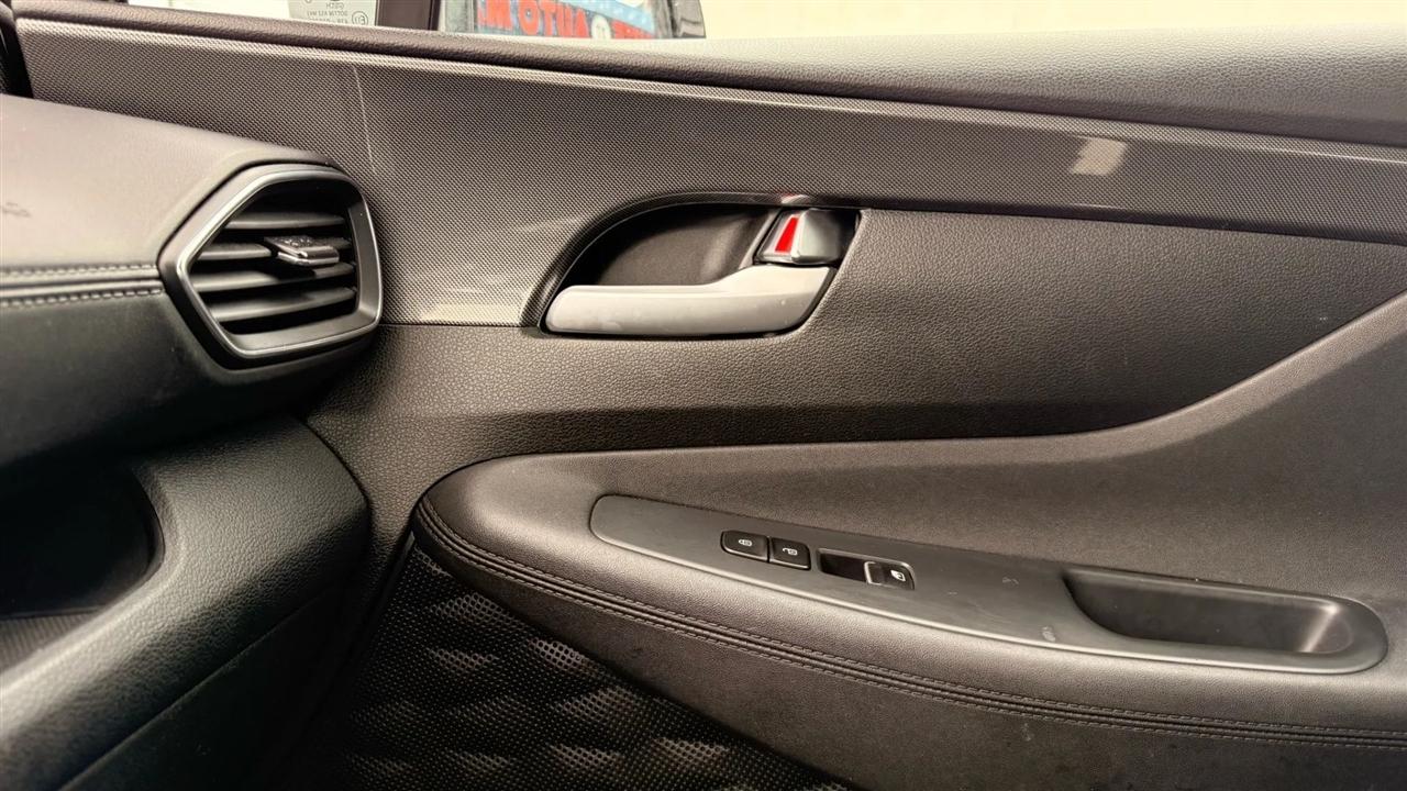 Hyundai Santa Fe SEL AWD 2023