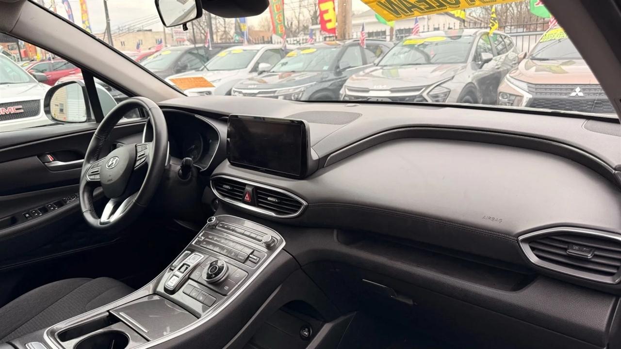 Hyundai Santa Fe SEL AWD 2023